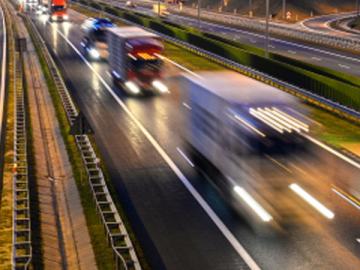 글로벌 기업으로 비상하는 솔루션 개발 홈페이지